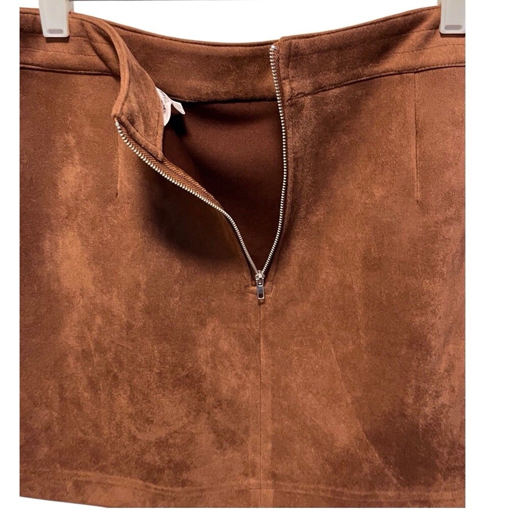 BB Dakota X Steve Madden Arizona Faux Suede Mini Skirt Size 12 Camel Shark Hem - Picture 4 of 8